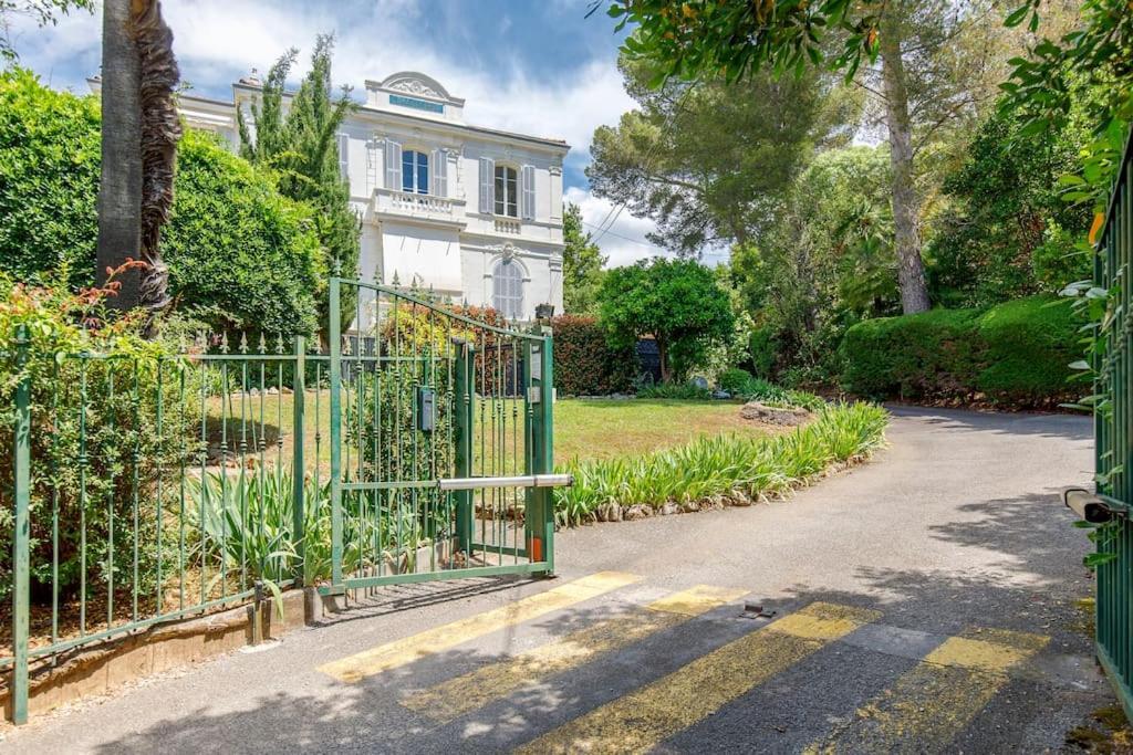 L'Annonciade-Calme-Terrasse-Parking Διαμέρισμα Κάννες Εξωτερικό φωτογραφία